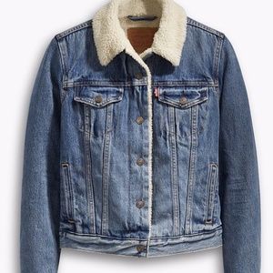 LEVI'S WMNS ORIGINAL SHERPA TRUCKER JACKET SIZE S